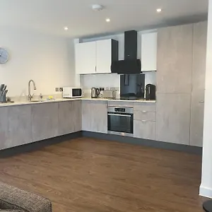 Icona - Stylish 2 Bed Apartment